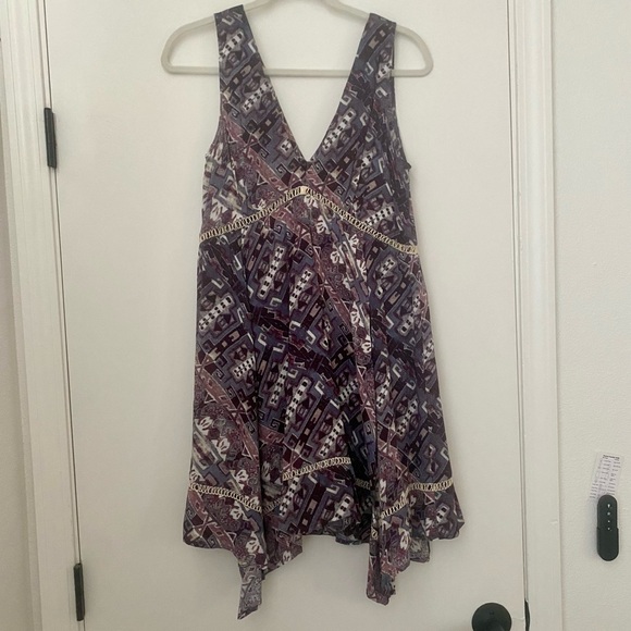 BB Dakota purple patterned shift dress. Size Small. - Picture 2 of 5